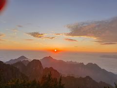 -黄山光明顶山庄