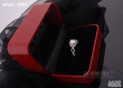 -威德钻石-克拉钻大本营(南京东路店)