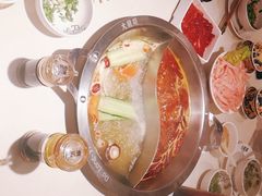 -大龙燚火锅(天安云谷店)