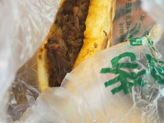 大火烧夹牛肉-老回回烩面馆(左家庄店)