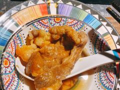 -老牌坊云南鱼豆花火锅(哈西万达店)