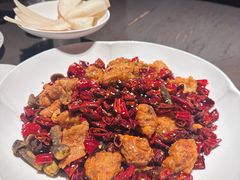 黑鸡枞菌拆骨辣子鸡-拾久(朝阳公园店)