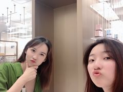 -奈雪的茶(华侨城创意园店)