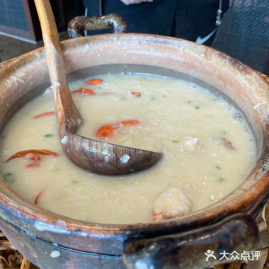 唐记正宗潮汕砂锅粥(群力店)