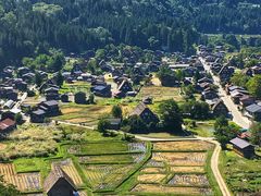 -白川乡与五箇山的合掌构造村落