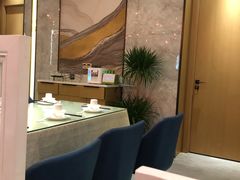 -小芙蓉湘菜馆(易生活购物公园店)