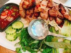 烤猪颈肉-Chom Cafe and Restaurant