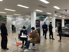 -浙江中升裕迪奥迪4S店(西溪店)