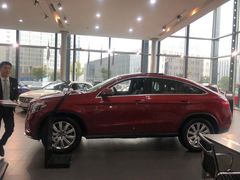 -浙江星杭奔驰4S店(海创园店)