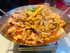 -昱龙大盆牛蛙馆(三兴街总店)