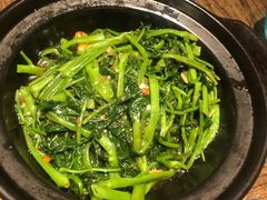 -港丽餐厅