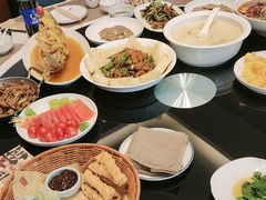 -闫府私房菜·百年鲁菜(恒隆店)