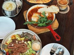 凤梨藜麦牛肉沙拉-锅炉咖啡·西餐·音乐酒厂