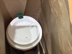 -星巴克(杭州西湖银泰1F店)
