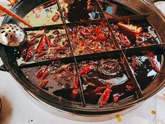 -正贰捌经重庆老火锅(建设路店)