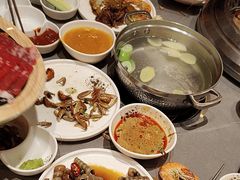 -黑金·寻焰自助百汇·烤肉·火锅(中街店)