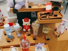 零售区-星巴克臻选(上海淮海百盛购物中心店)