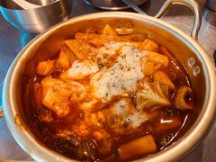 芝士炒年糕-富乐满韩国正宗炸鸡韩国料理(虹泉路店)