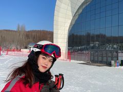 -亚布力新体委滑雪场