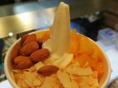 -三佰瑞冻酸奶(凯德MALL店)