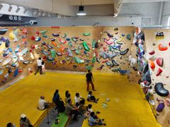 -问山MountQuest攀岩馆