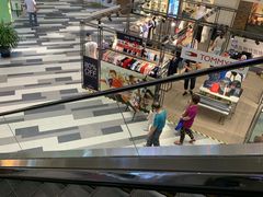 -百联临沂购物中心(临沂路店)
