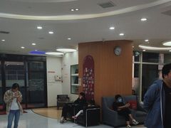 -雅悦齿科(顾村公园店)