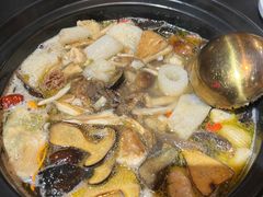 -野菌皇海景野生菌火锅(滨海大道店)