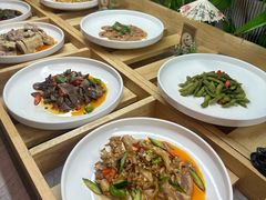 -海柜涮烤一体自助餐厅(金鹰店)