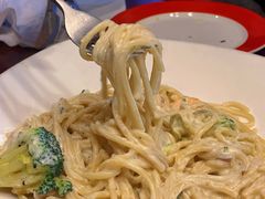 三文鱼奶油意面-蓝枪鱼西餐厅(锦华店)
