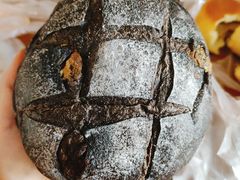 网红脏脏包-威利发(莱山芳花园店)