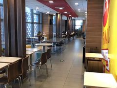 大堂-麦当劳(苏州火车站南广场店)
