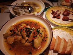 -荷塘秋月·本帮江浙菜(国权路店)