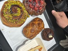 -BUTTERFUL&CREAMOROUS 黄油与面包(三里屯太古里店)