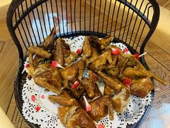 脆皮乳鸽-巷陌锦年(思明店)