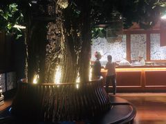 -八府香鸭·啫啫煲(华山路店)