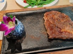 -纽斯特牛排自助餐厅(浦江万达店)