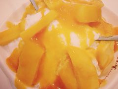 -芒果糯米饭摊子