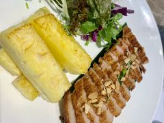 西贡炭烧烤猪颈肉配菠萝-美奈小馆·东南亚菜(福田星河COCO Park店)