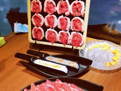 厚切羔羊圆上脑-快乐小羊·内蒙牛羊肉火锅(流花中心店)