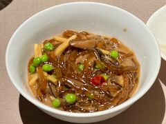 沙蒜烧豆面-荣轩(新荣记环球金融中心店)