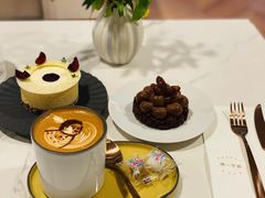 -潮一不贰·法式甜品·生日蛋糕·西式简餐(外滩店)