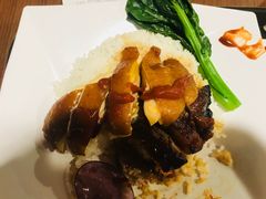 双拼烧味饭-太兴烧味餐厅(香港机场店)