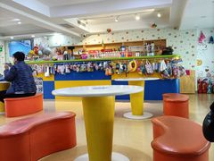 -乐悠游亲子游泳俱乐部