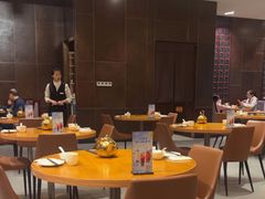 -乐忻皇朝(上海中心大厦店)