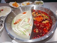 -洞子口重庆鲜货火锅(楚翘城旗舰店)