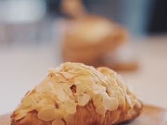 杏仁可颂-dotcom coffee古点咖啡(致真大厦店)