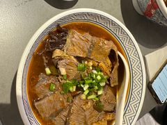 -粉吖吖·邵阳米粉(体育西路店)