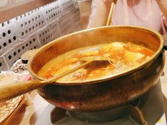 -毛肚向右·川渝毛肚王(经开永旺店)