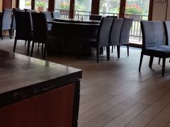 -黔蘑菇四季餐厅(观山湖店)